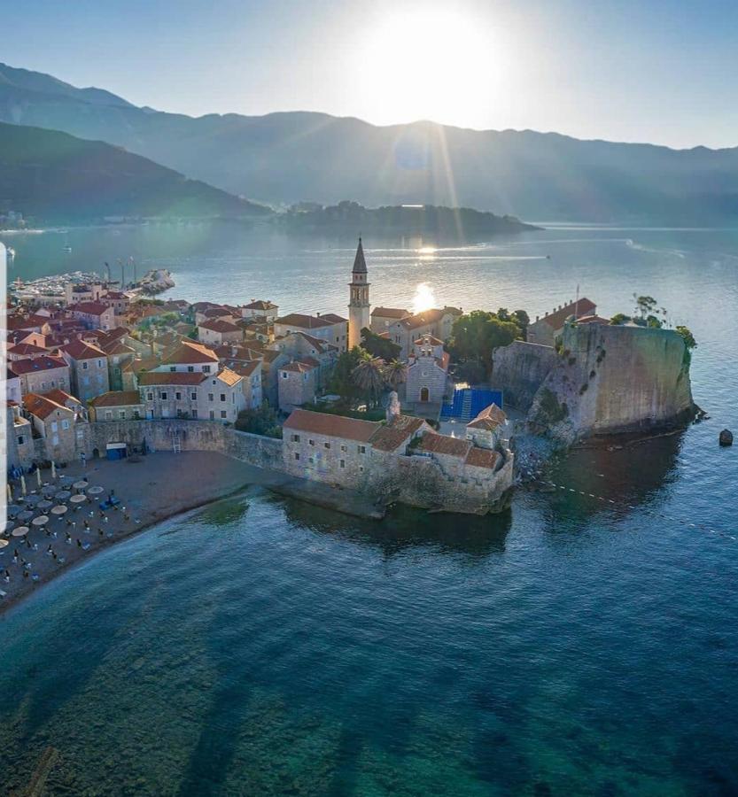 Pedja Zec Exclusive 3+ Daire Budva