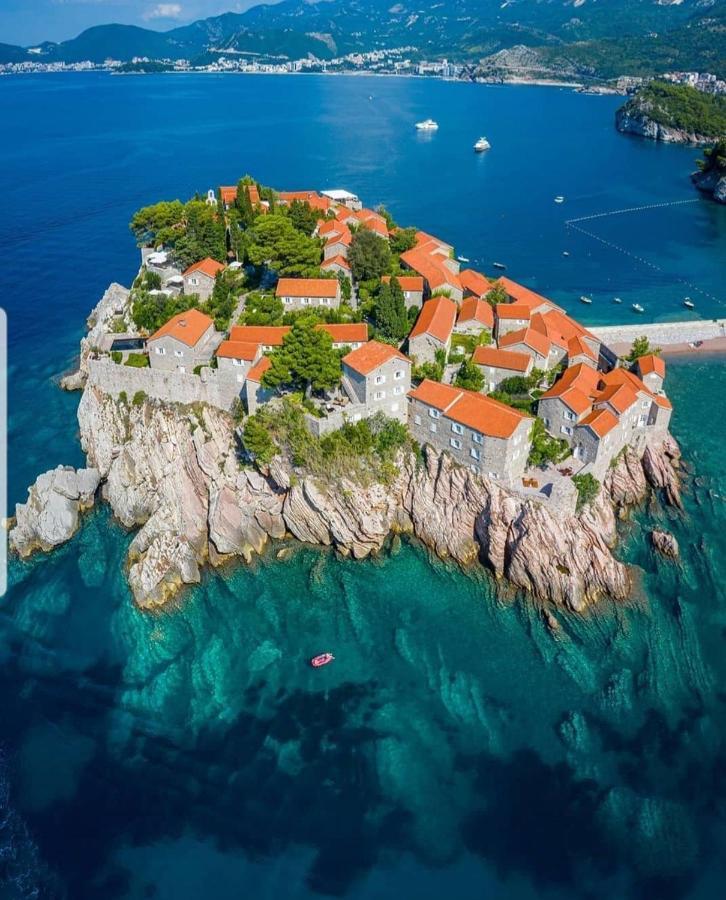Pedja Zec Exclusive 3+ Appartement Budva